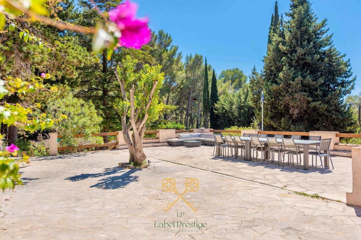 לה קיוטאט La Bastide Du Vallon מראה חיצוני תמונה