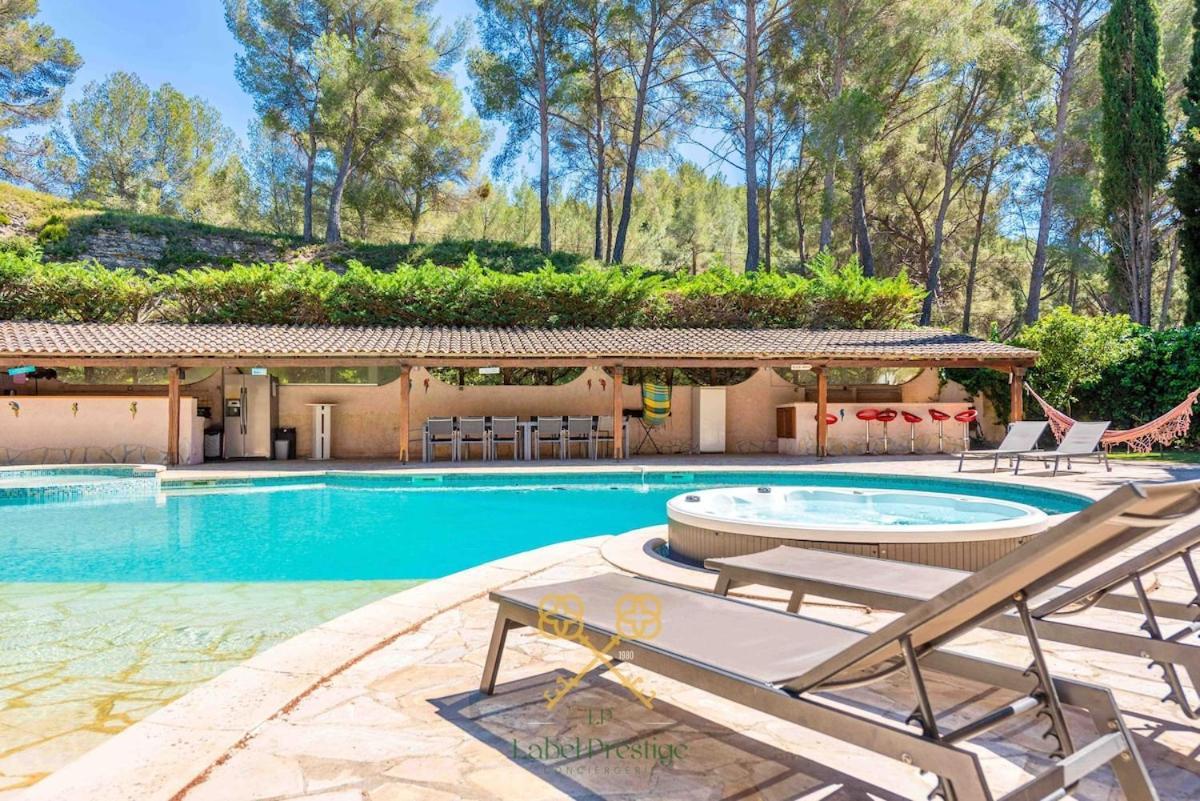 לה קיוטאט La Bastide Du Vallon מראה חיצוני תמונה